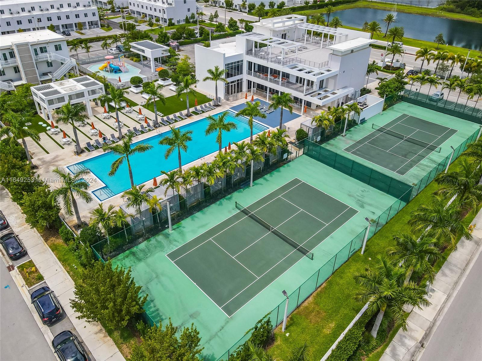 6450 NW 102nd Ct #301Doral, FL 33178
