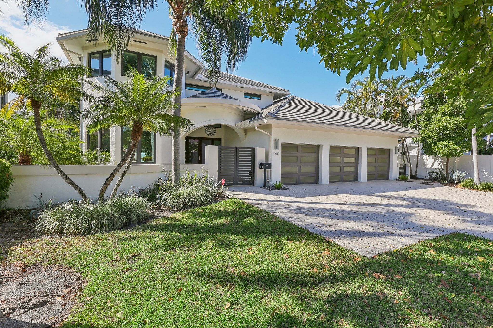 SEVEN ISLES DRIVE FORT LAUDERDALE FL 33301
